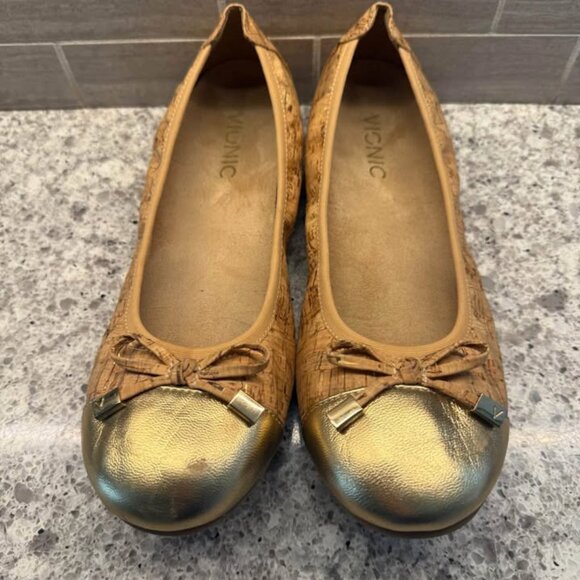 Women’s Vionic Cork & Gold Cap Toe Klara Ballet Flats with Arch Support-Size 7.5 - Picture 7 of 8